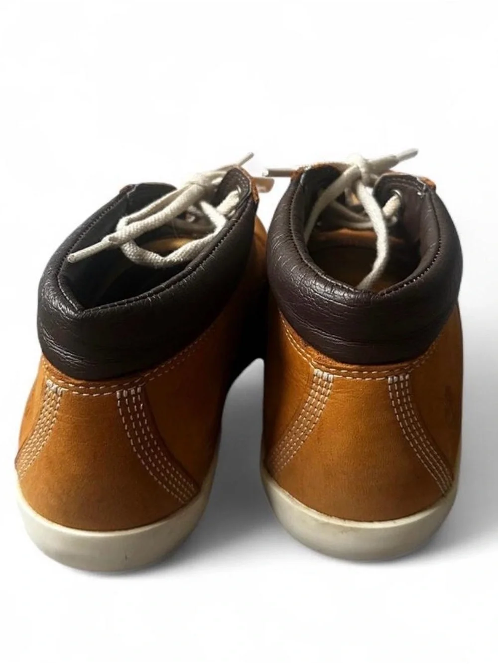 Timberland Dausette Sneaker Boots Women’s Size 8.5 Chukka Wheat Nubuck